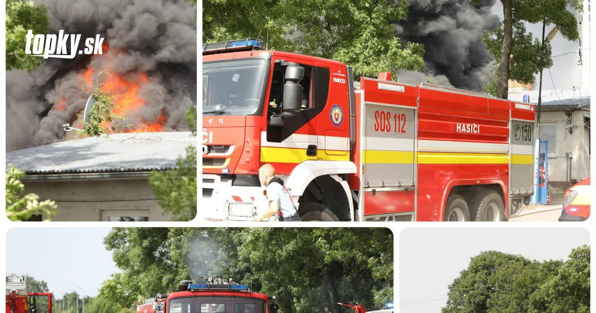Zlokalizowano ogromny pożar pod Bratysławą, jest już opanowany: strażacy rozbierają zawaloną konstrukcję hali