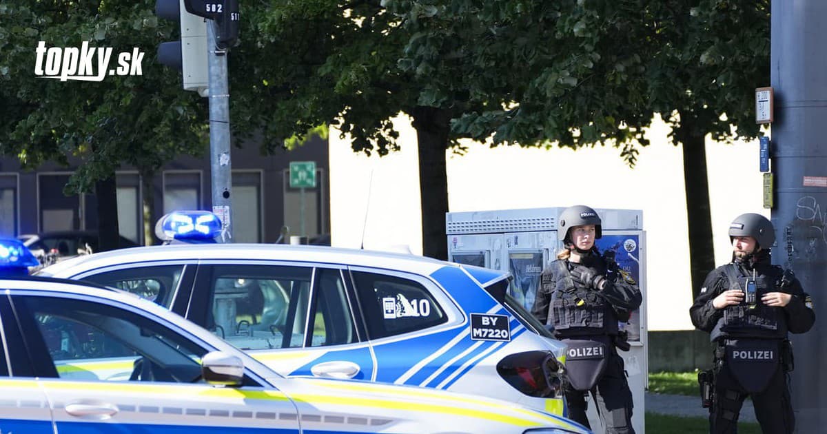 Ein Mann mit einer Machete drohte in Westdeutschland, Polizisten zu töten